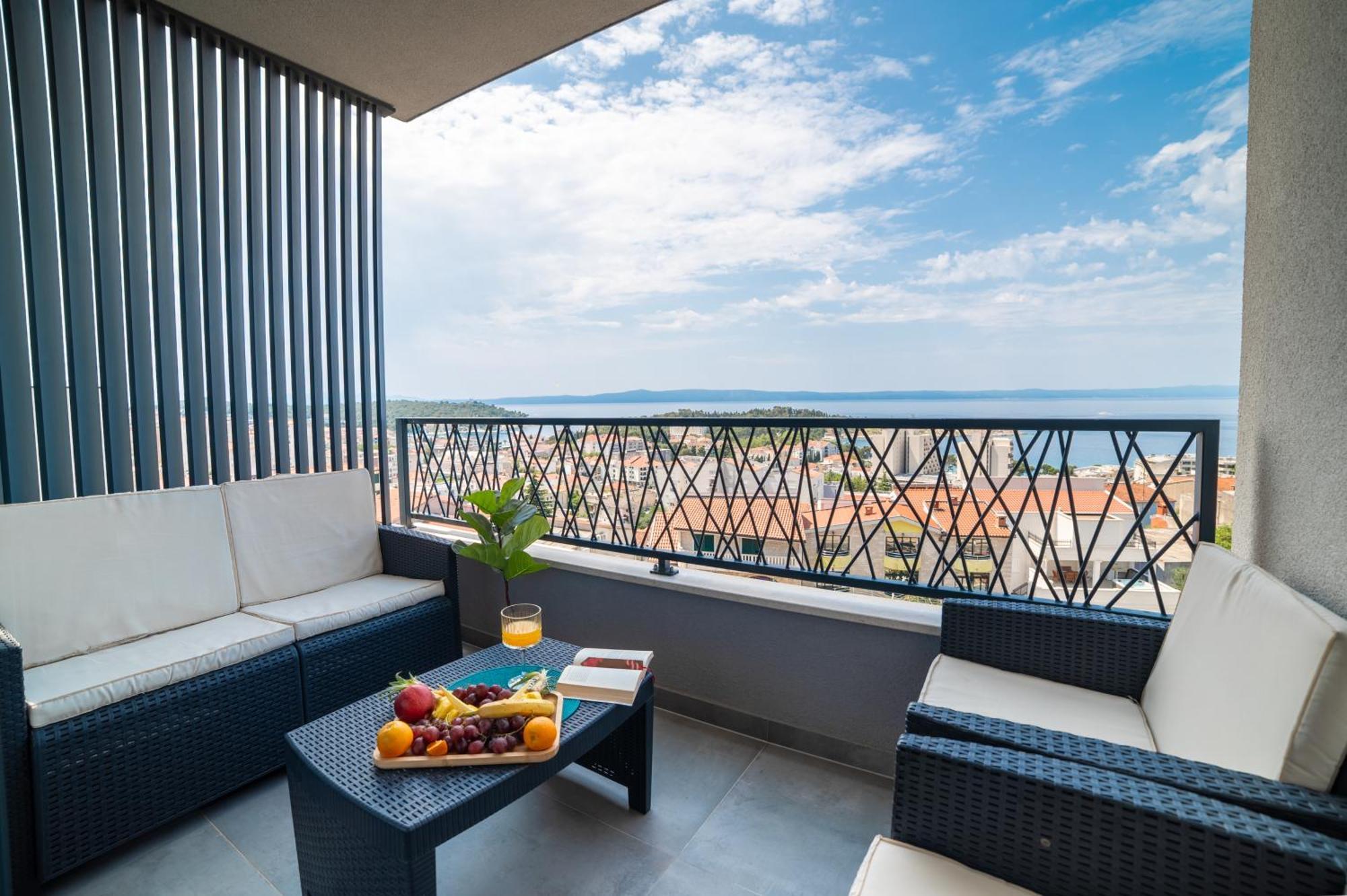 Blue Lagoon Apartment *